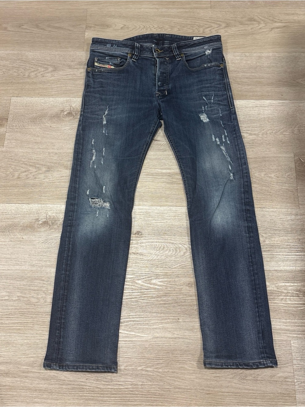 Diesel Safado Menās Dark Wash Distressed Slim Straight Jeans 32x32(fit 34x31)